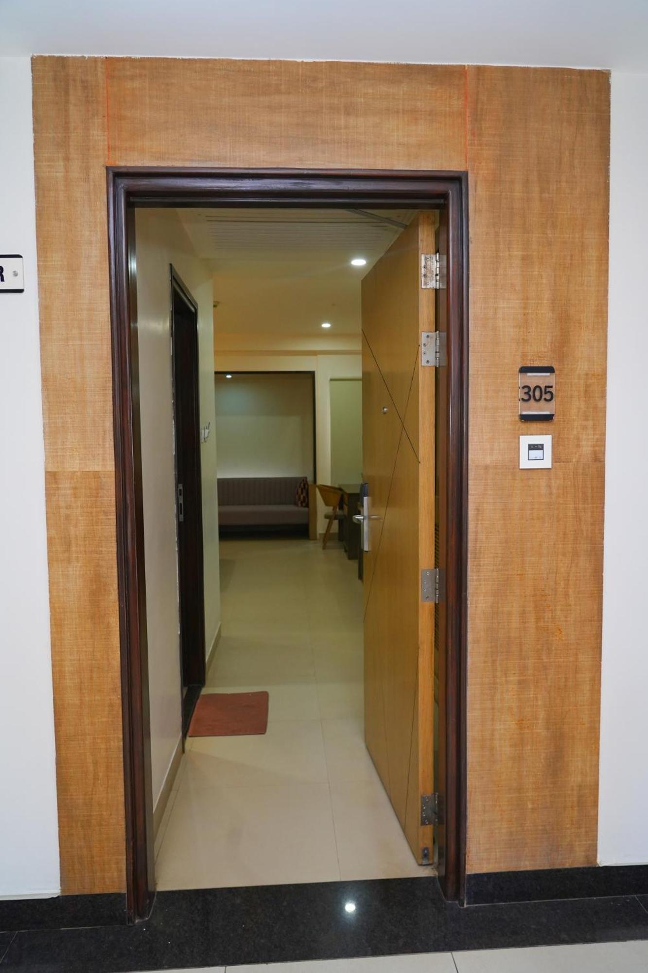 Purple Cloud Hotel Devanahalli Exterior photo
